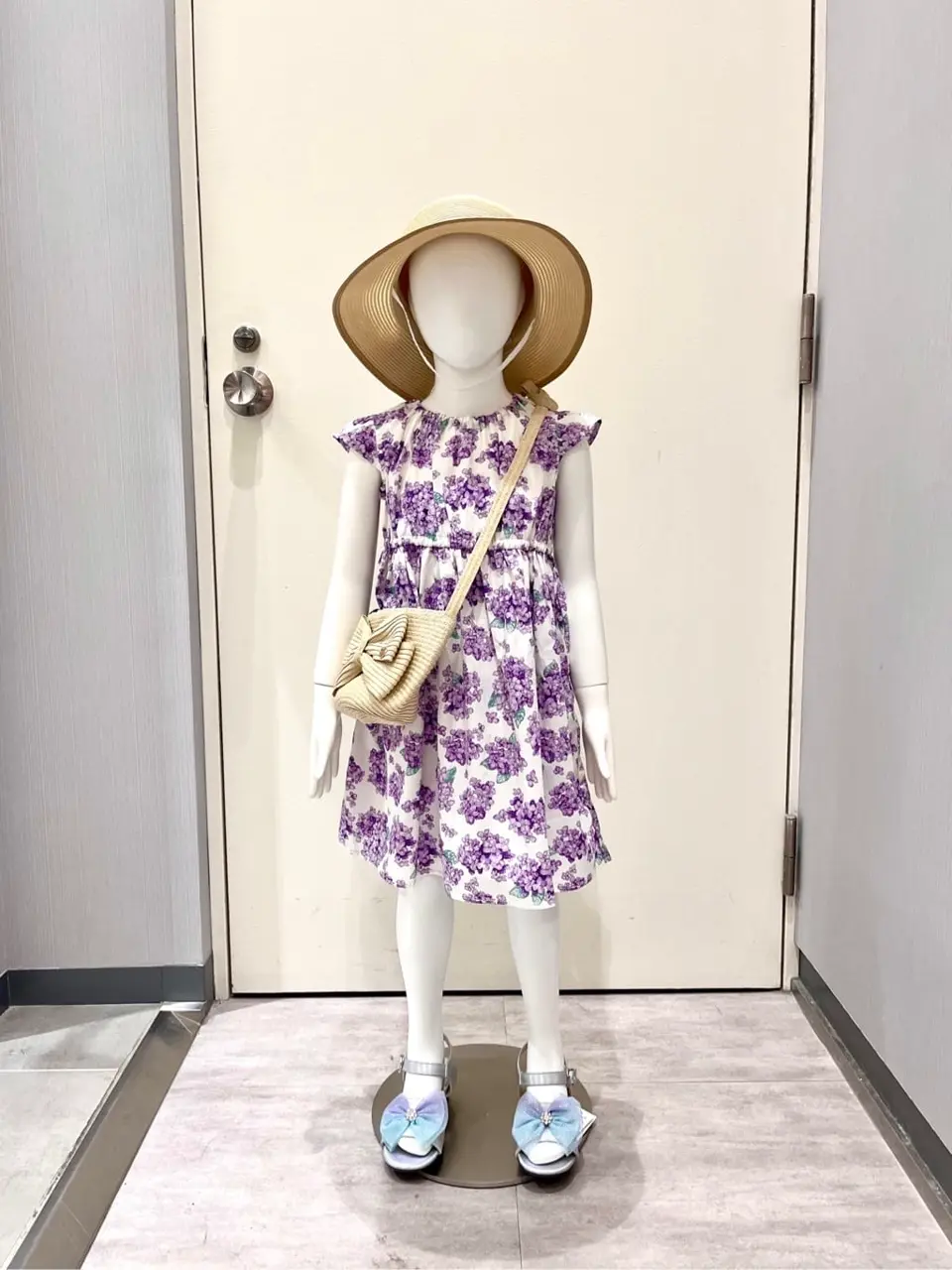 ANY 金井 コーディネート画像