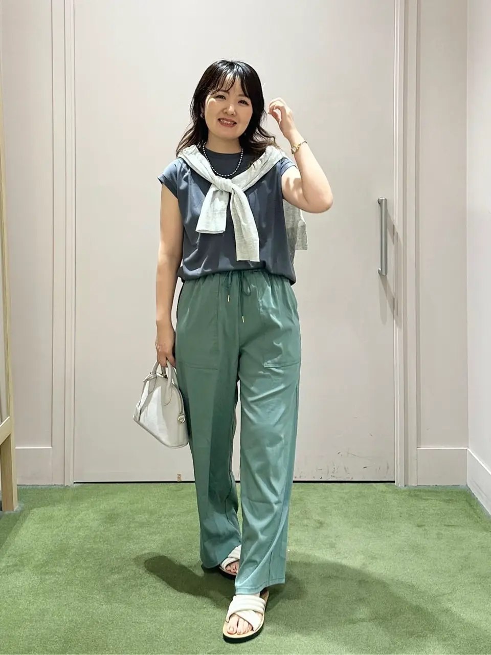 ANY フジコ コーディネート画像