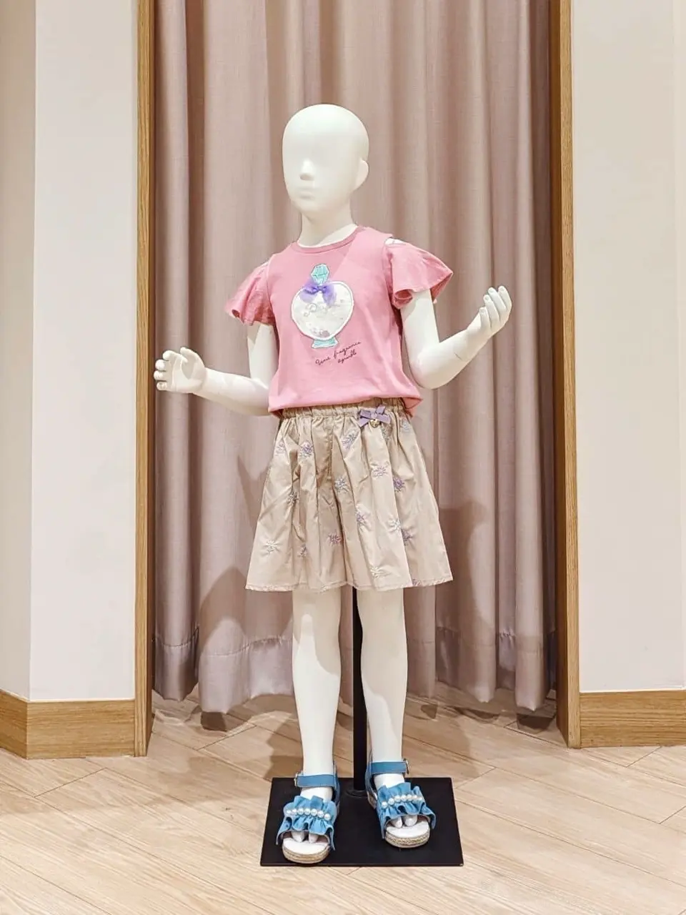 ANY 奥原 コーディネート画像