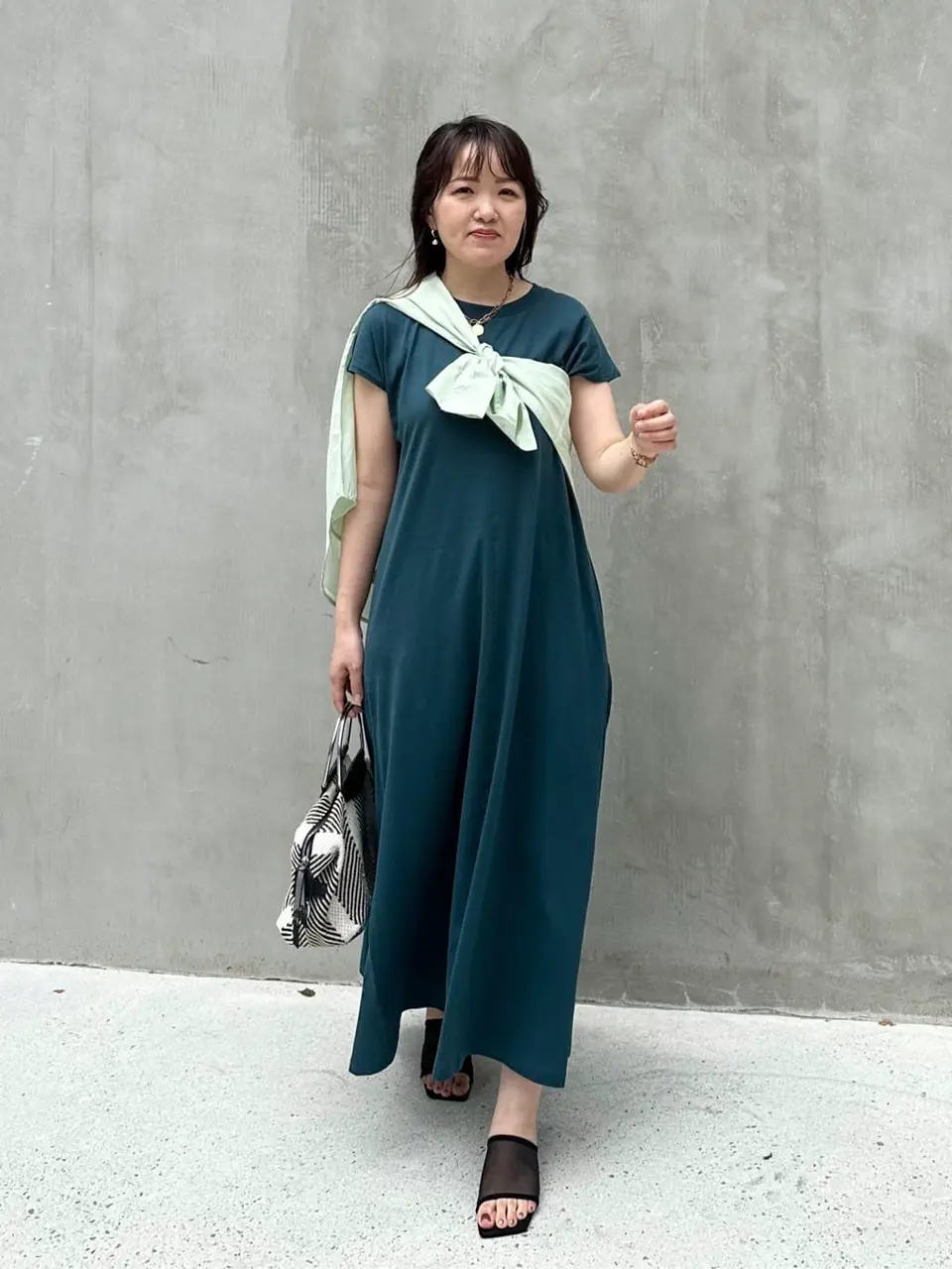 ANY フジコ コーディネート画像