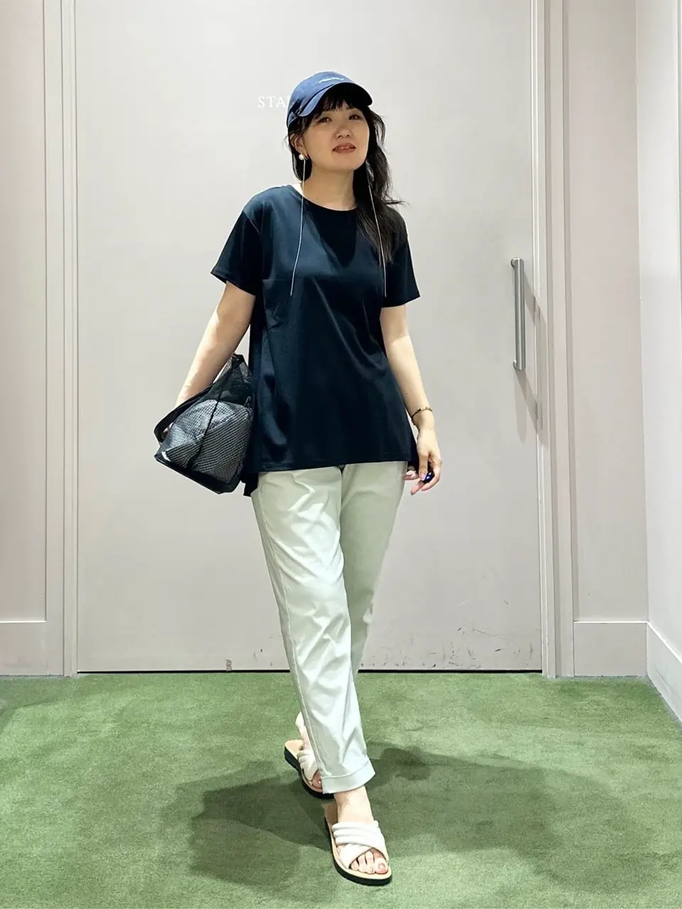 ANY フジコ コーディネート画像