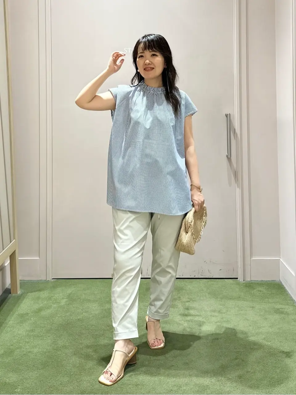 ANY フジコ コーディネート画像