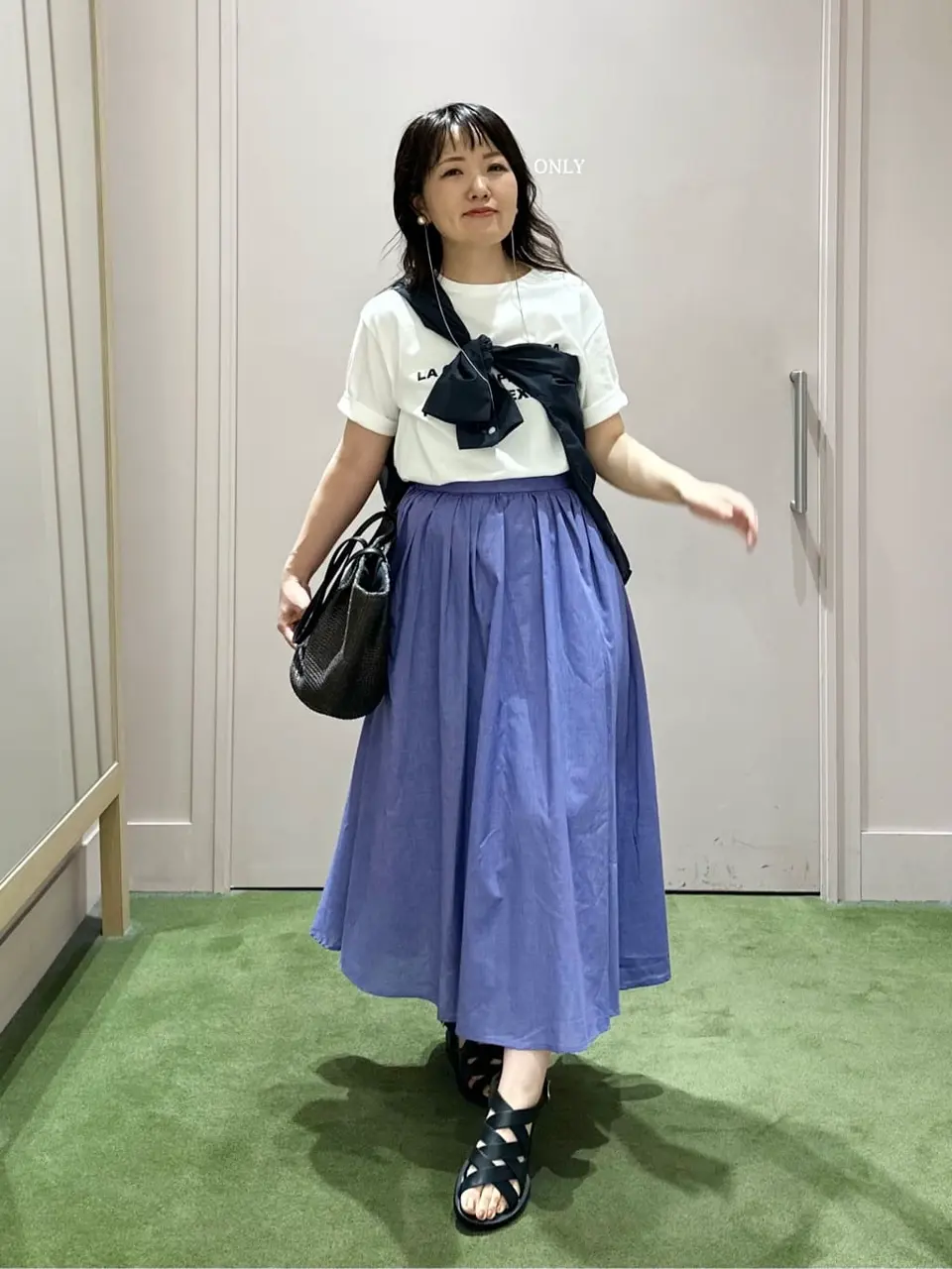 ANY フジコ コーディネート画像