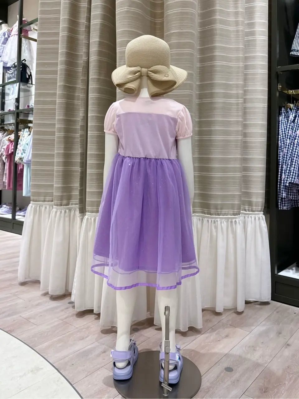 ANY フジコ コーディネート画像