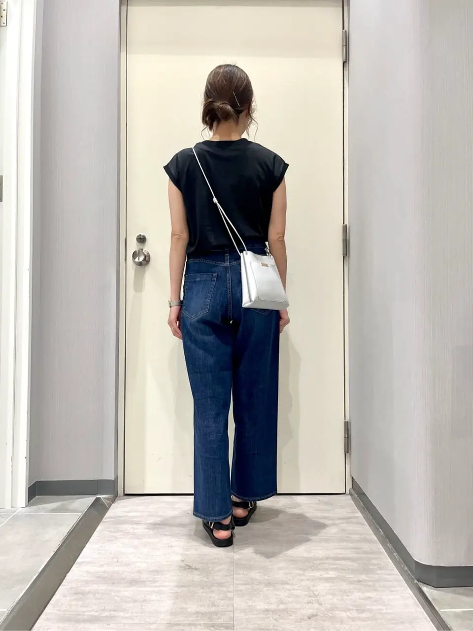 ANY 金井 コーディネート画像