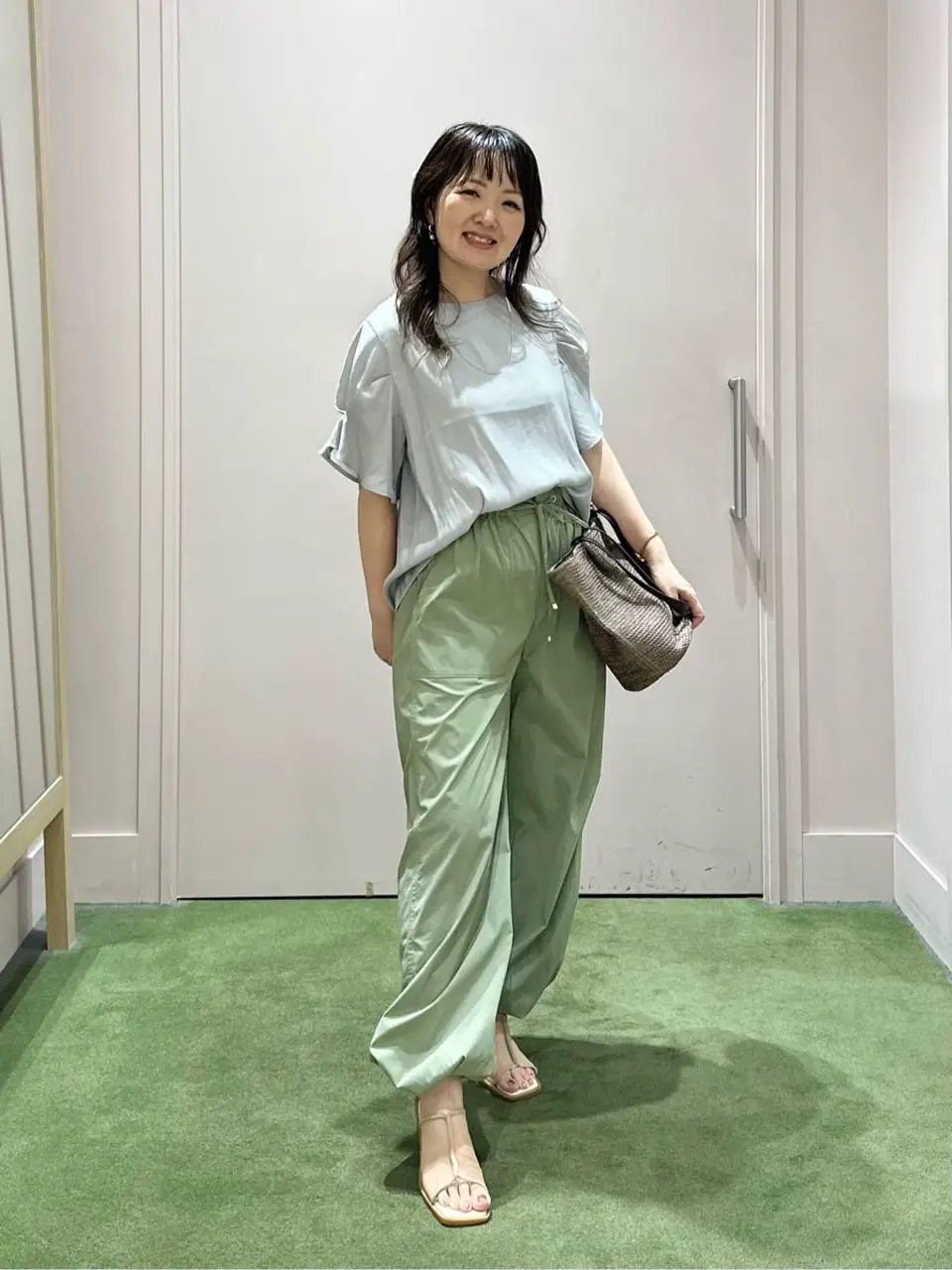 ANY フジコ コーディネート画像