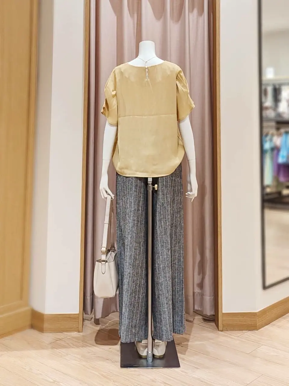 ANY 岩田 コーディネート画像