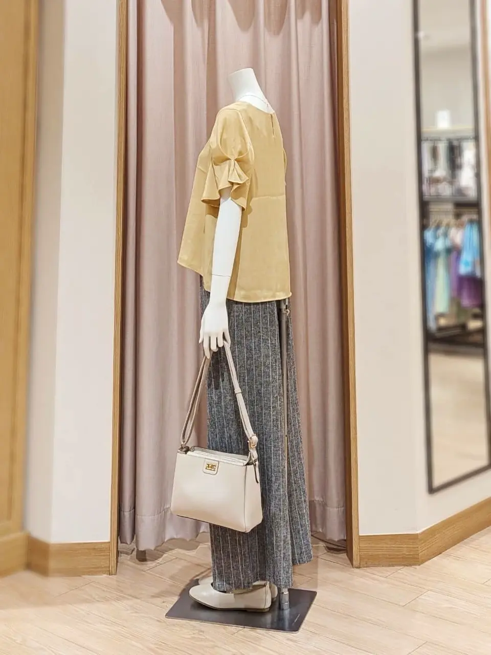 ANY 岩田 コーディネート画像