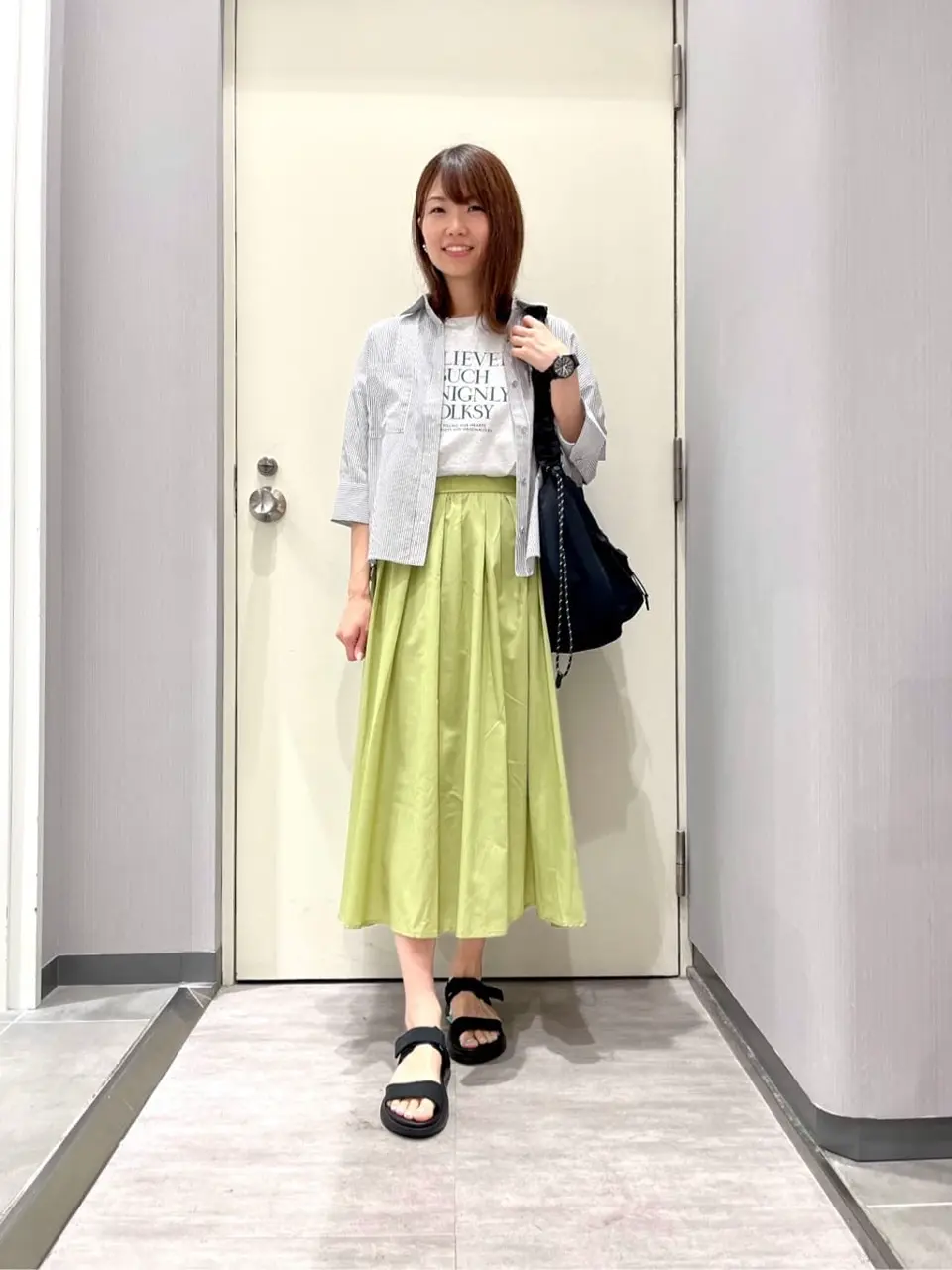 ANY 金井 コーディネート画像