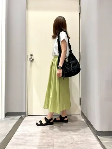 ANY 金井 コーディネート画像