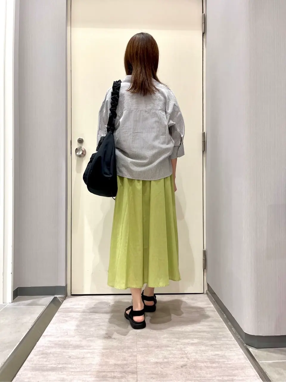 ANY 金井 コーディネート画像