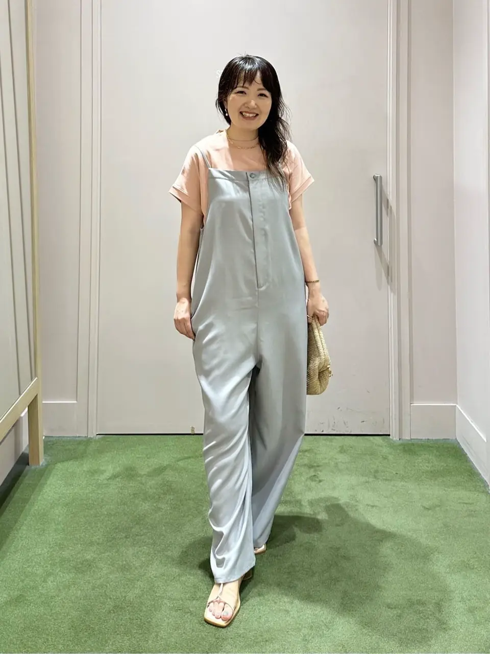 ANY フジコ コーディネート画像