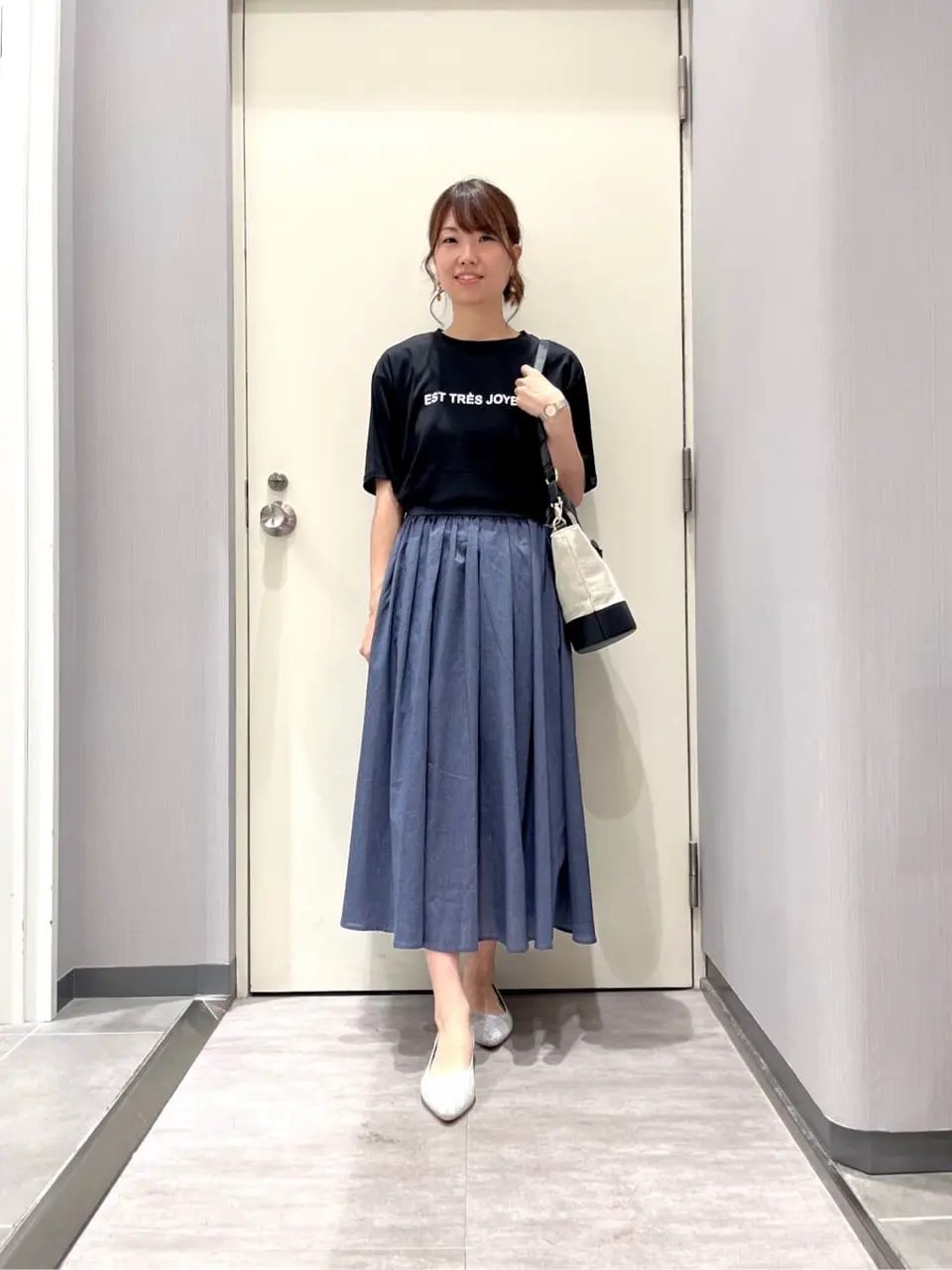 ANY 金井 コーディネート画像