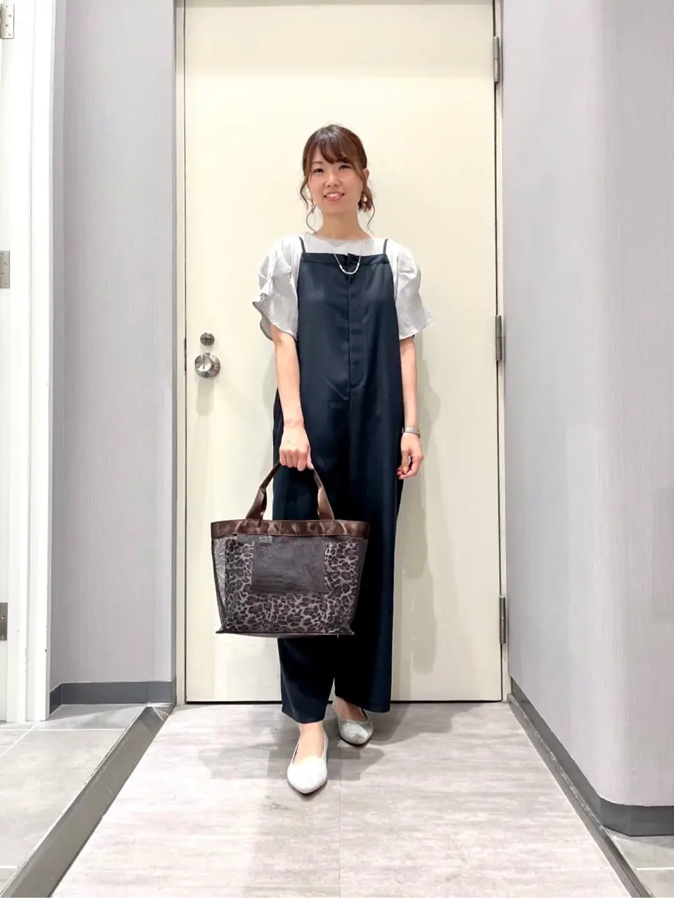 ANY 金井 コーディネート画像