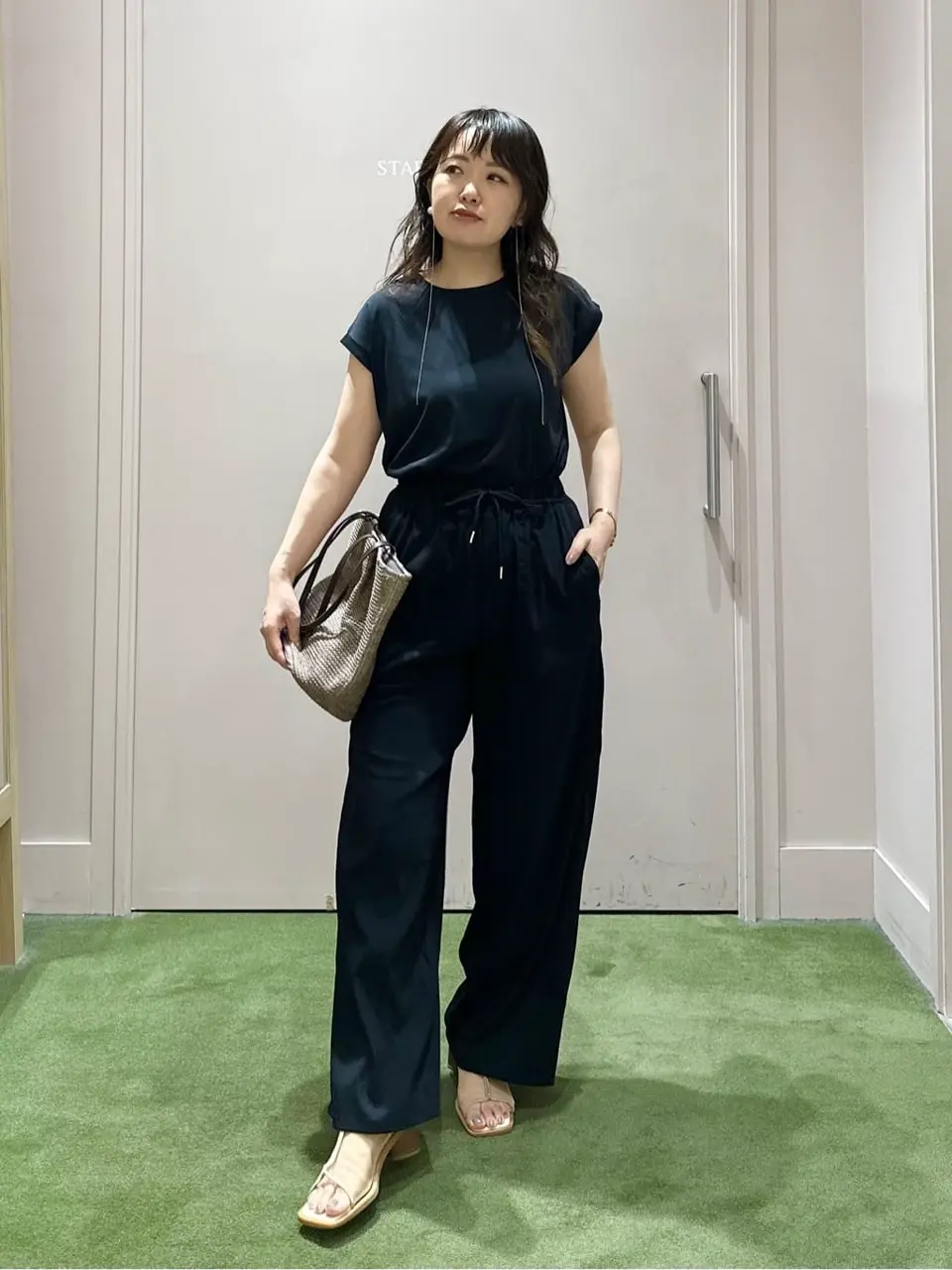 ANY フジコ コーディネート画像