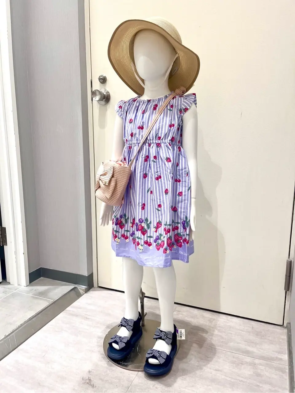 ANY 金井 コーディネート画像