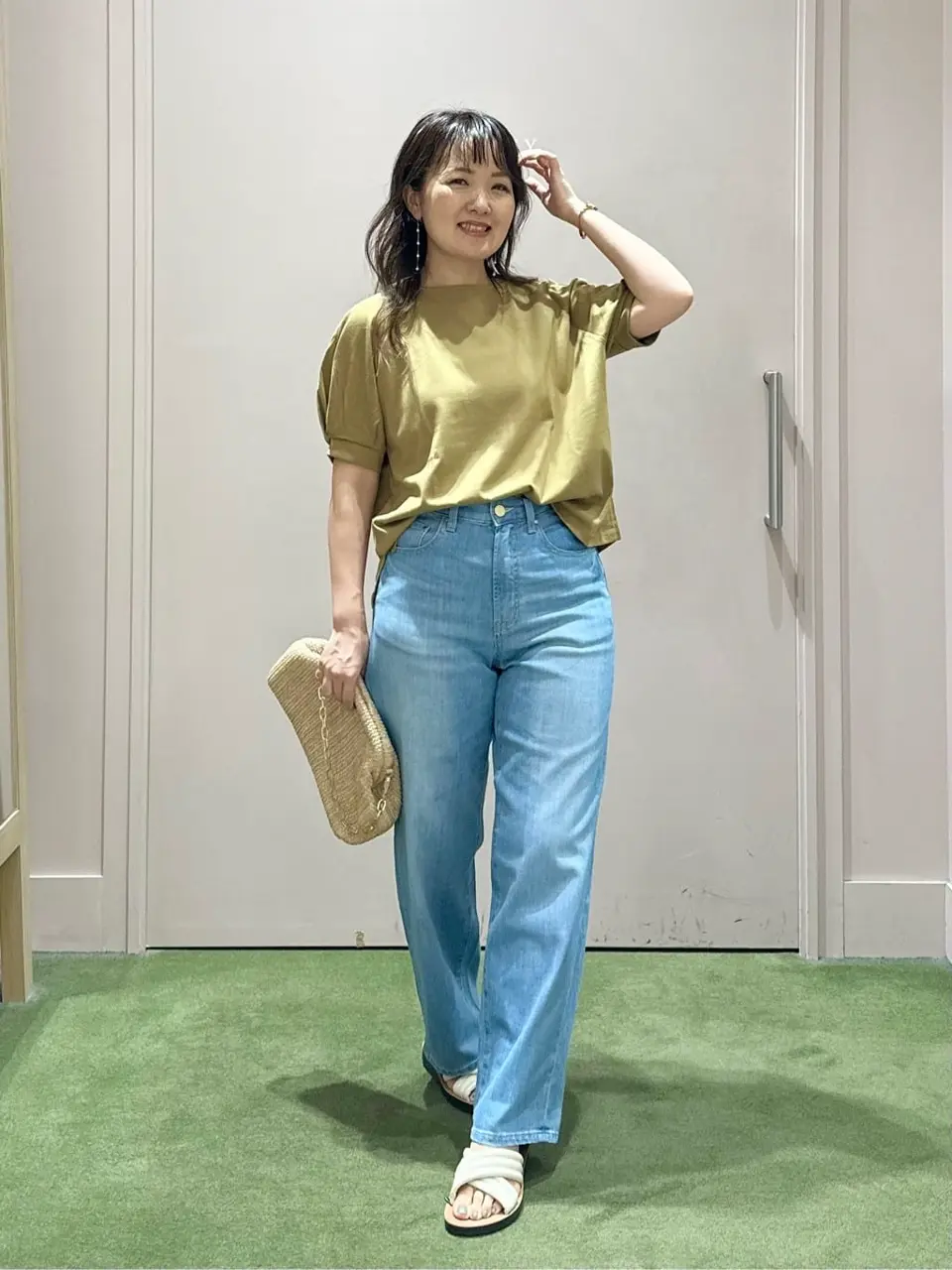 ANY フジコ コーディネート画像