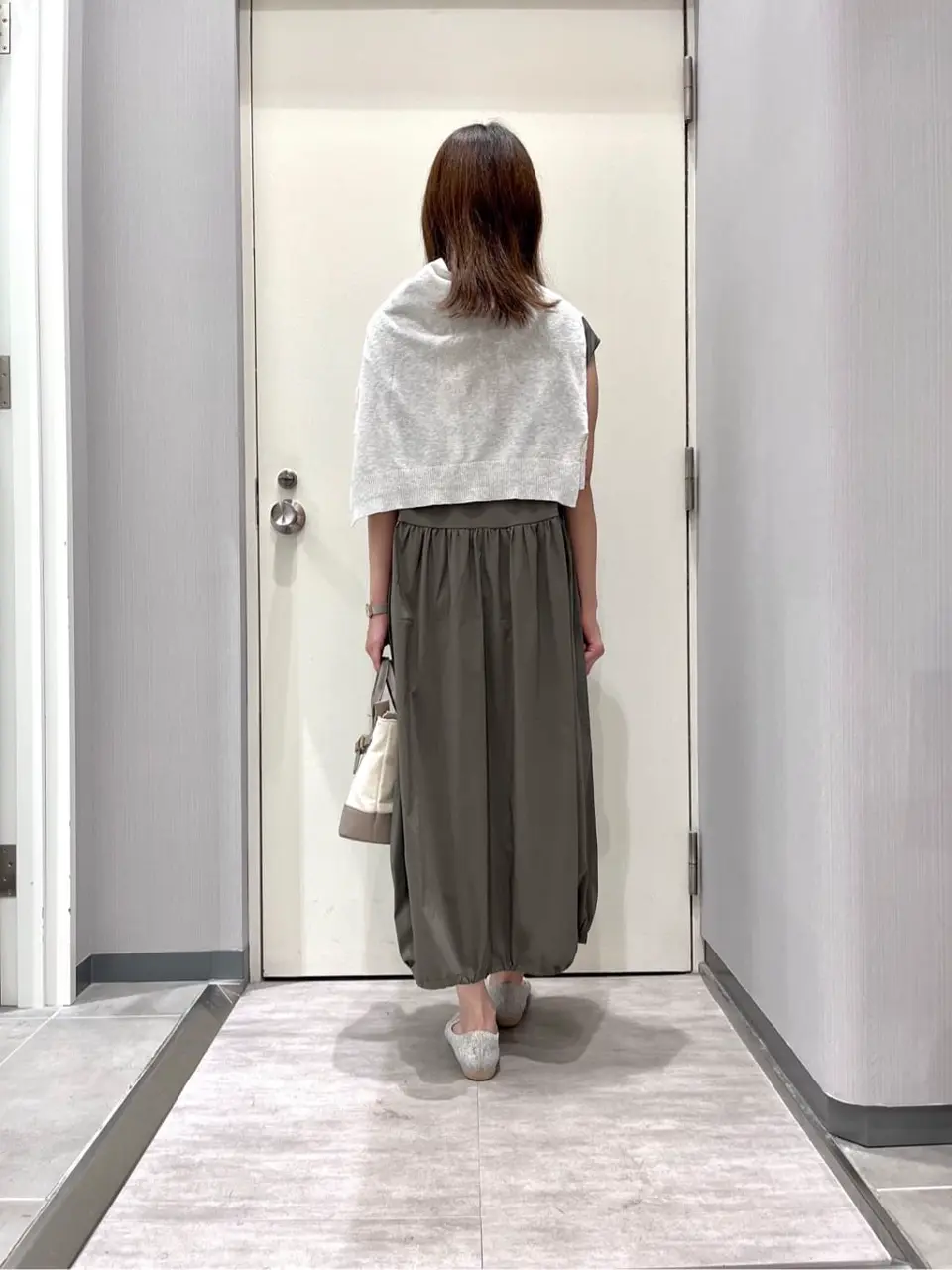 ANY 金井 コーディネート画像