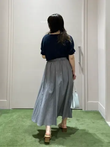 ANY フジコ コーディネート画像