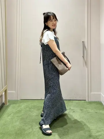 ANY フジコ コーディネート画像