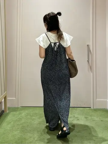 ANY フジコ コーディネート画像