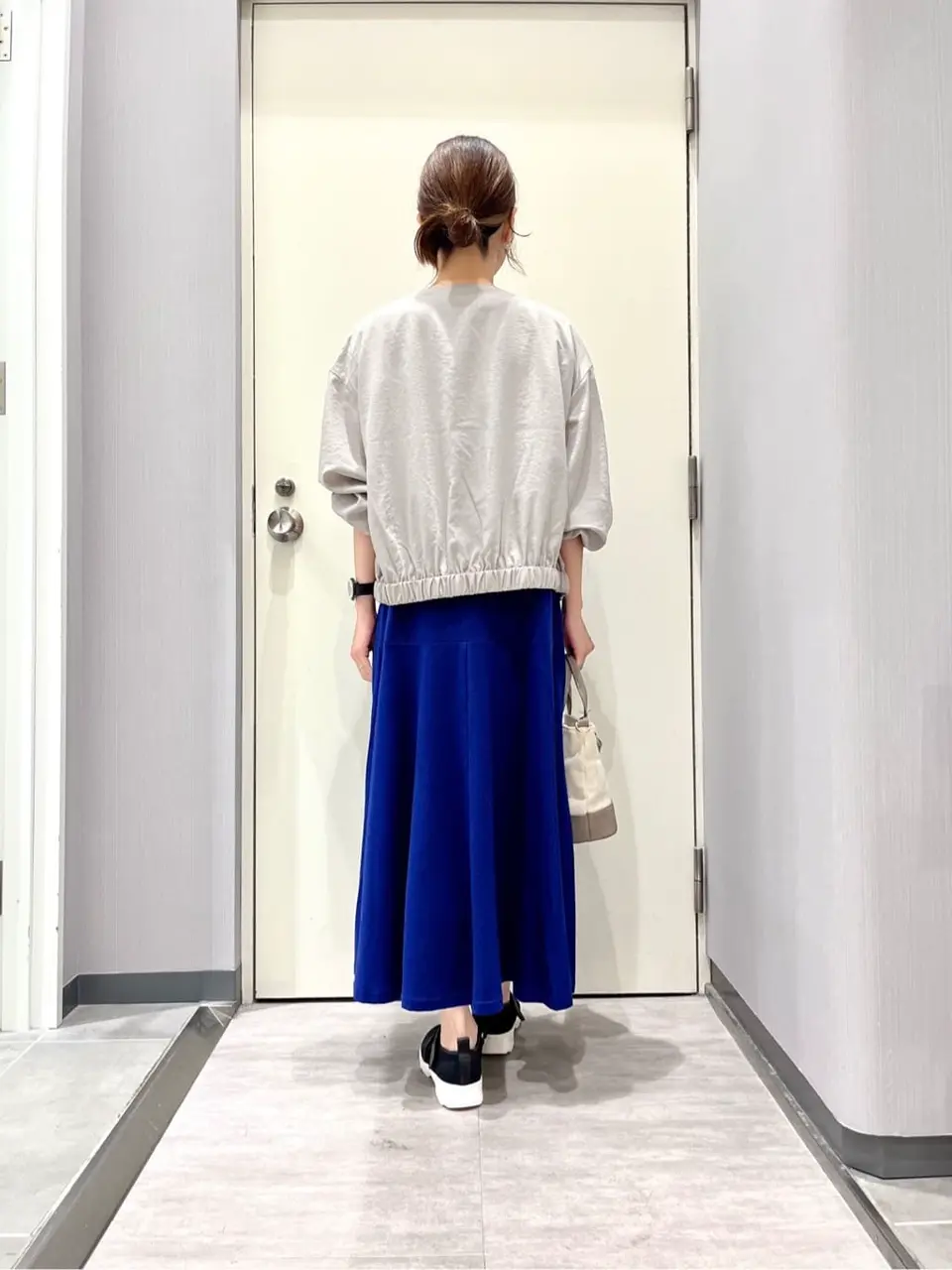 ANY 金井 コーディネート画像