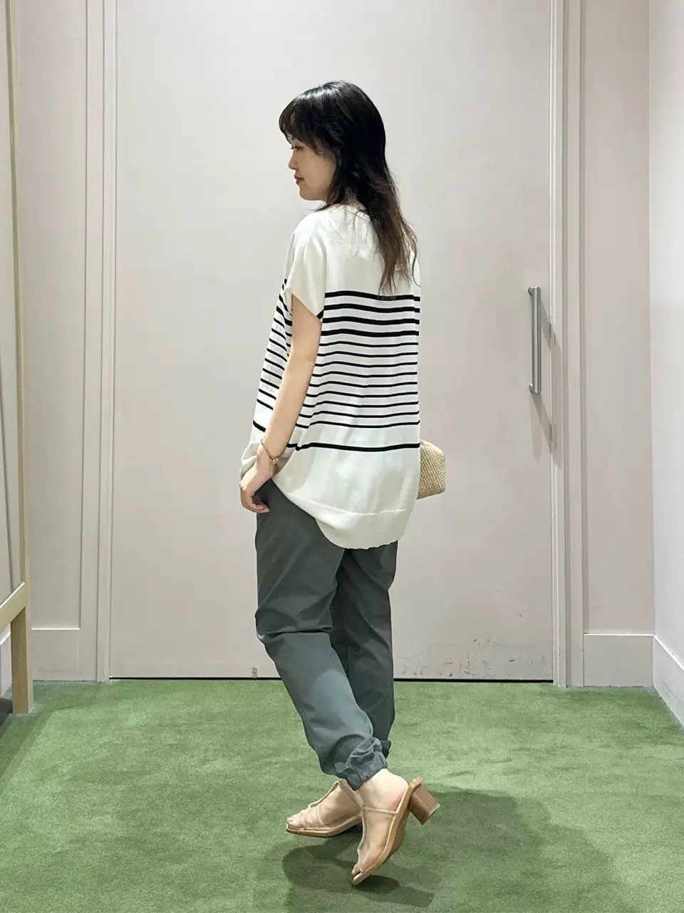 ANY フジコ コーディネート画像