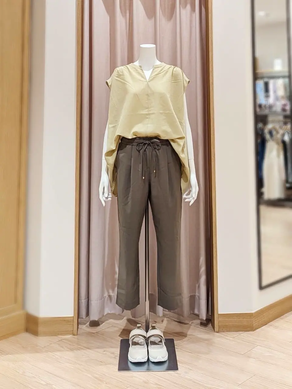 ANY 岩田 コーディネート画像