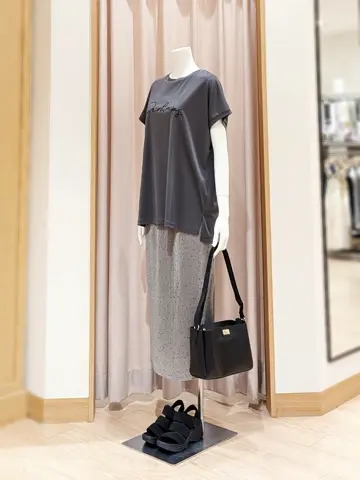 ANY 岩田 コーディネート画像