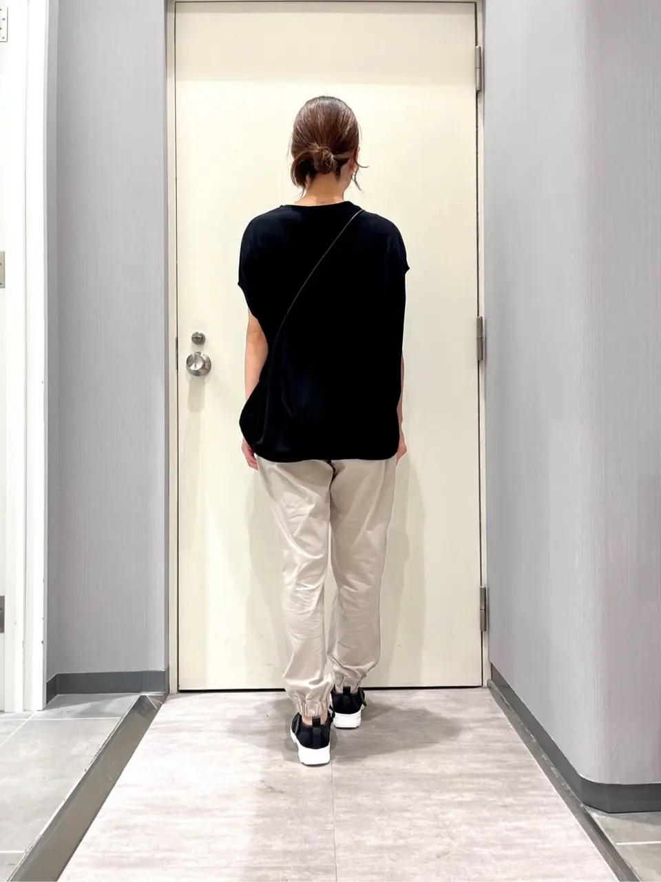 ANY 金井 コーディネート画像