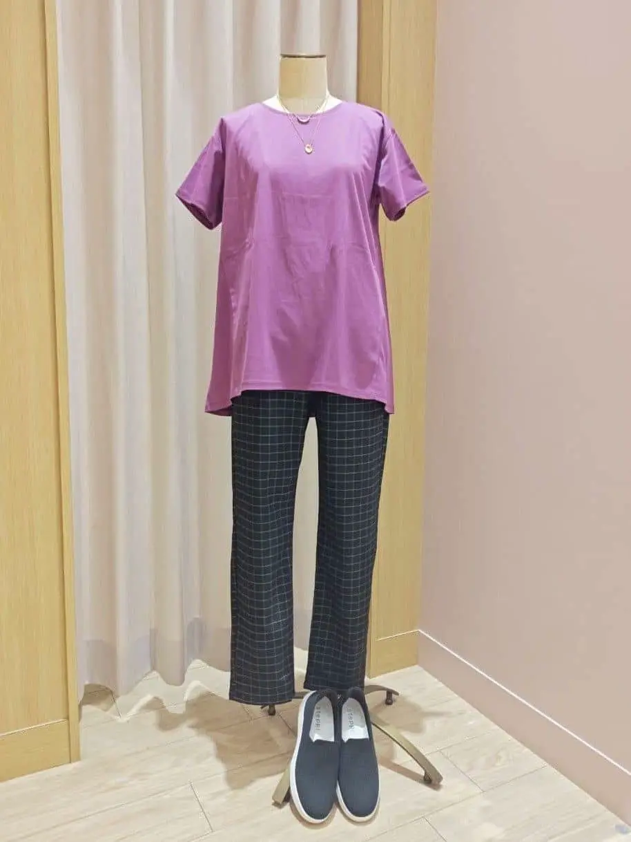 ANY 浅岡 コーディネート画像