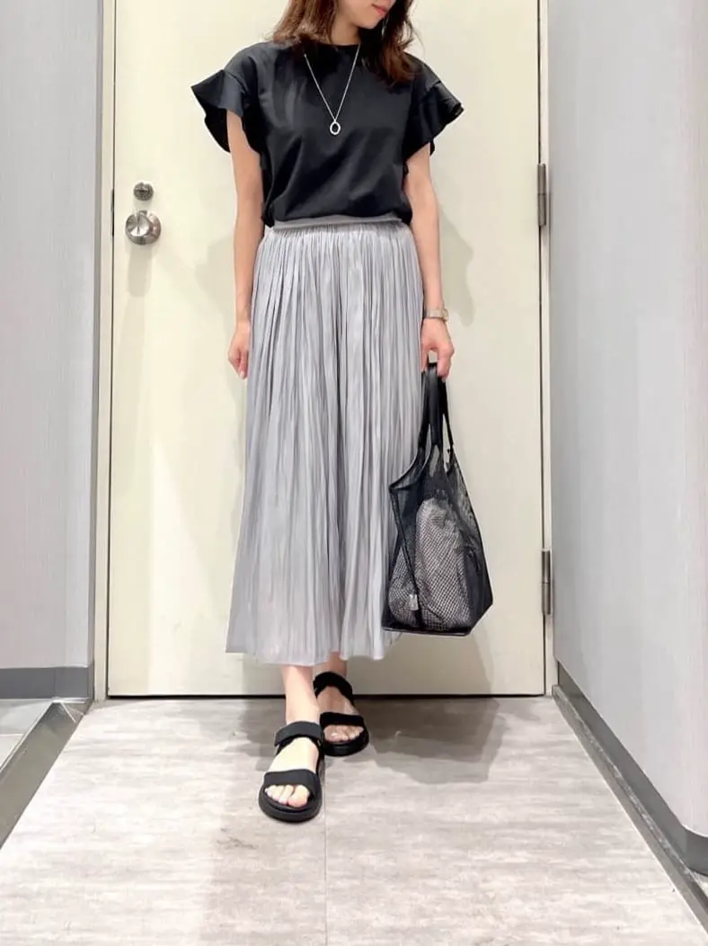 ANY 金井 コーディネート画像