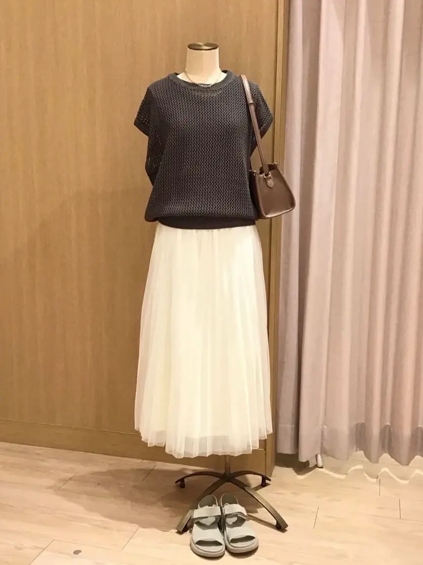 ANY 本吉 コーディネート画像