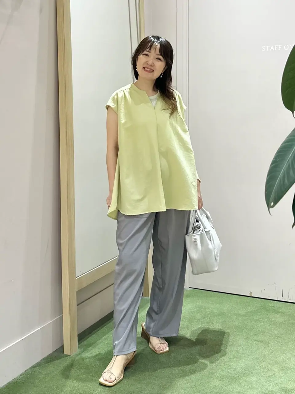 ANY フジコ コーディネート画像