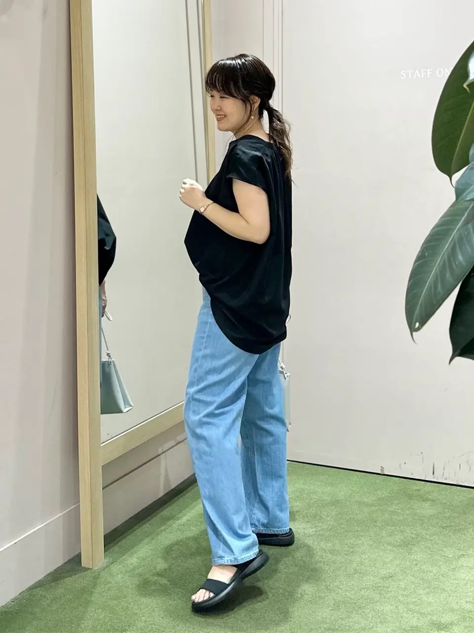 ANY フジコ コーディネート画像