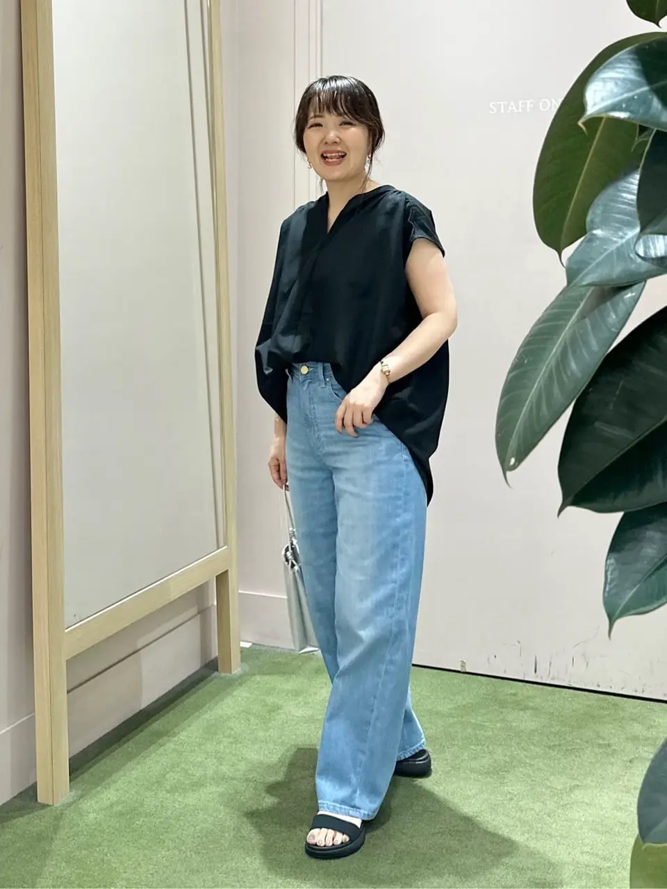 ANY フジコ コーディネート画像