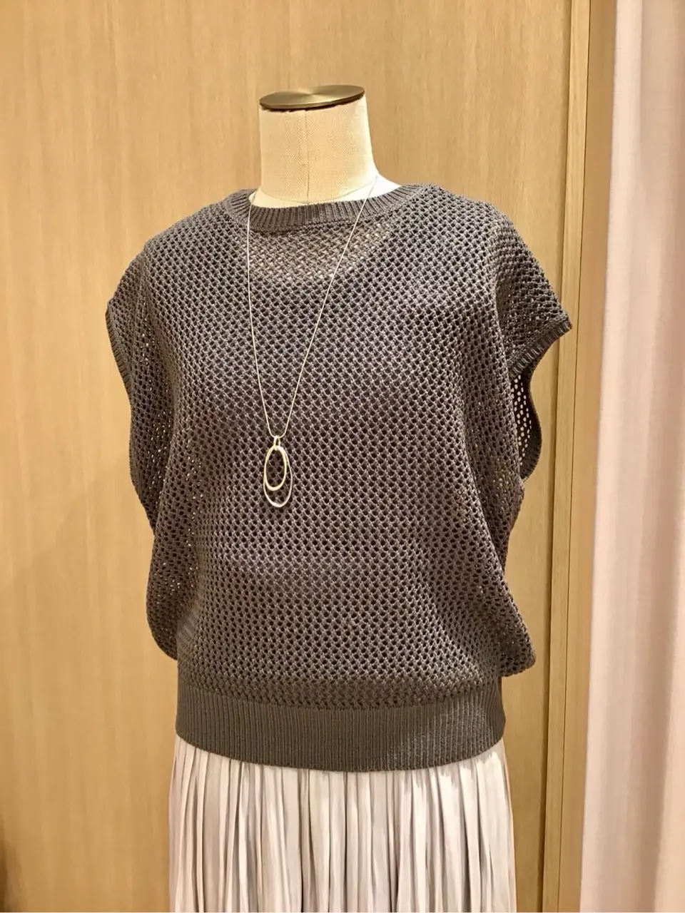 ANY 浅岡 コーディネート画像