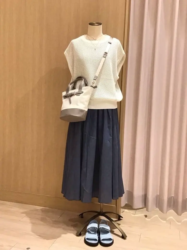 ANY 本吉 コーディネート画像