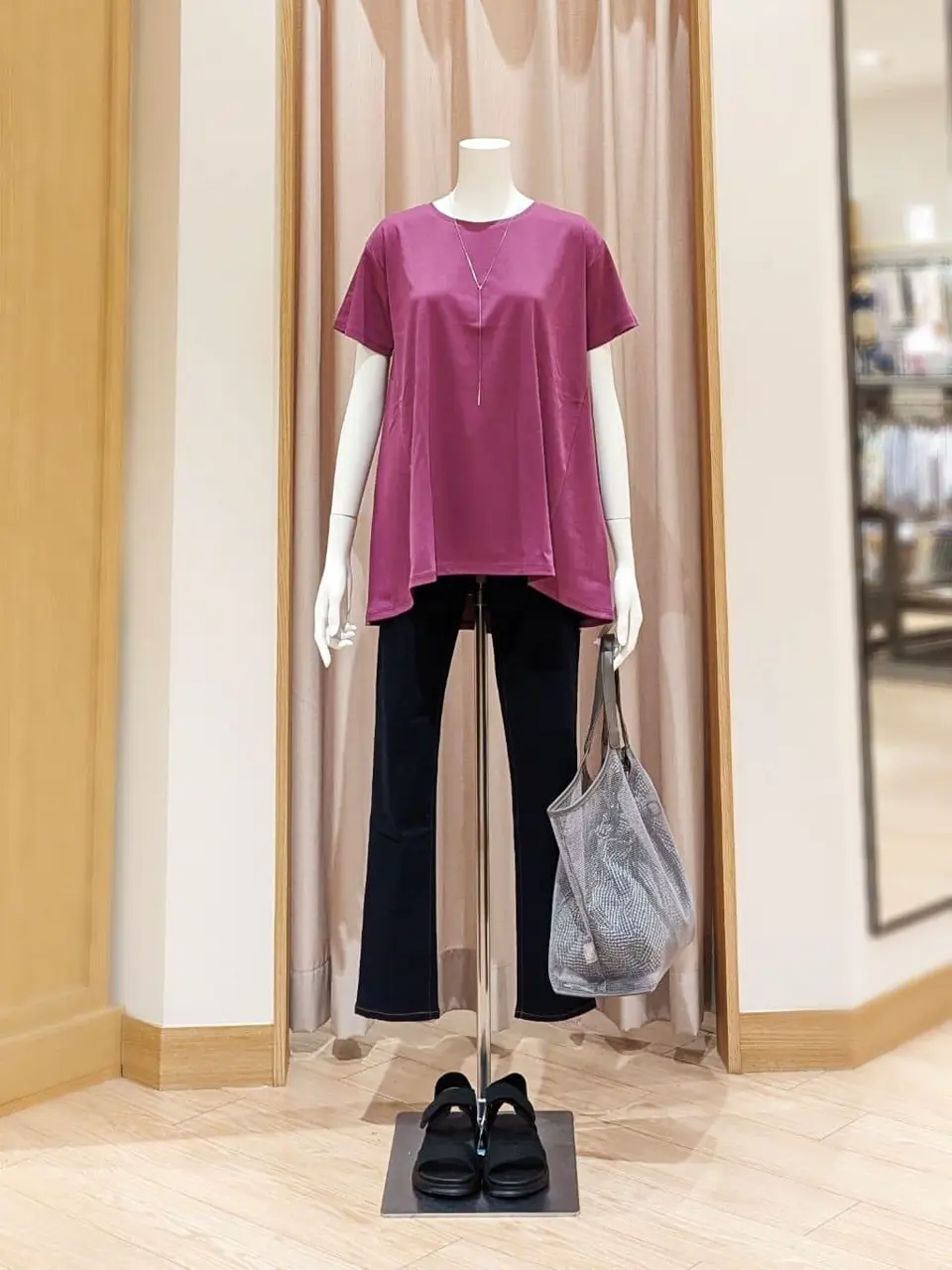 ANY 岩田 コーディネート画像