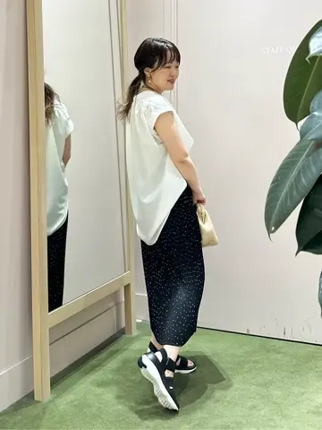 ANY フジコ コーディネート画像