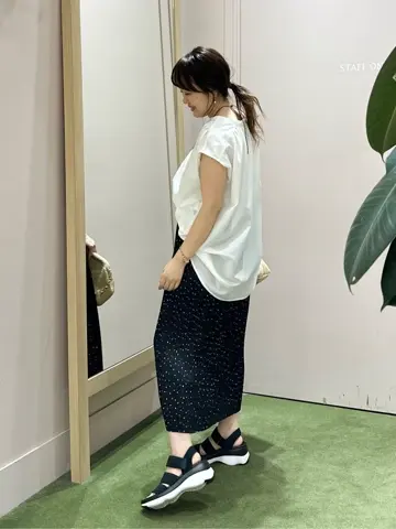 ANY フジコ コーディネート画像