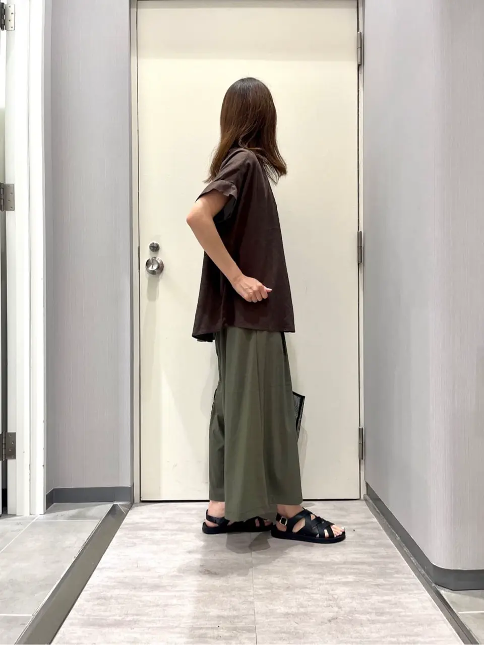 ANY 金井 コーディネート画像