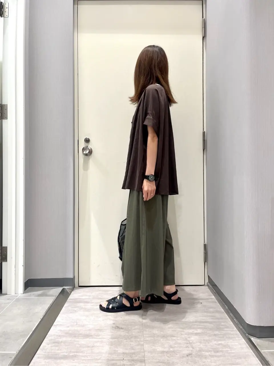 ANY 金井 コーディネート画像