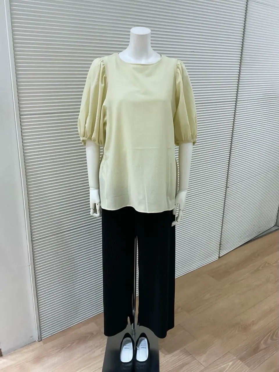 ANY こばやし コーディネート画像