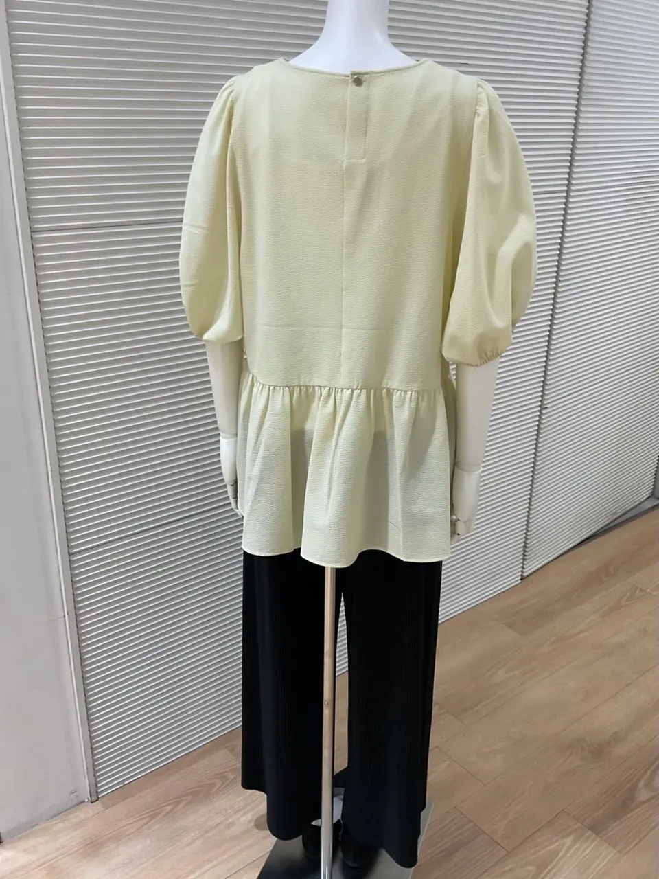 ANY こばやし コーディネート画像