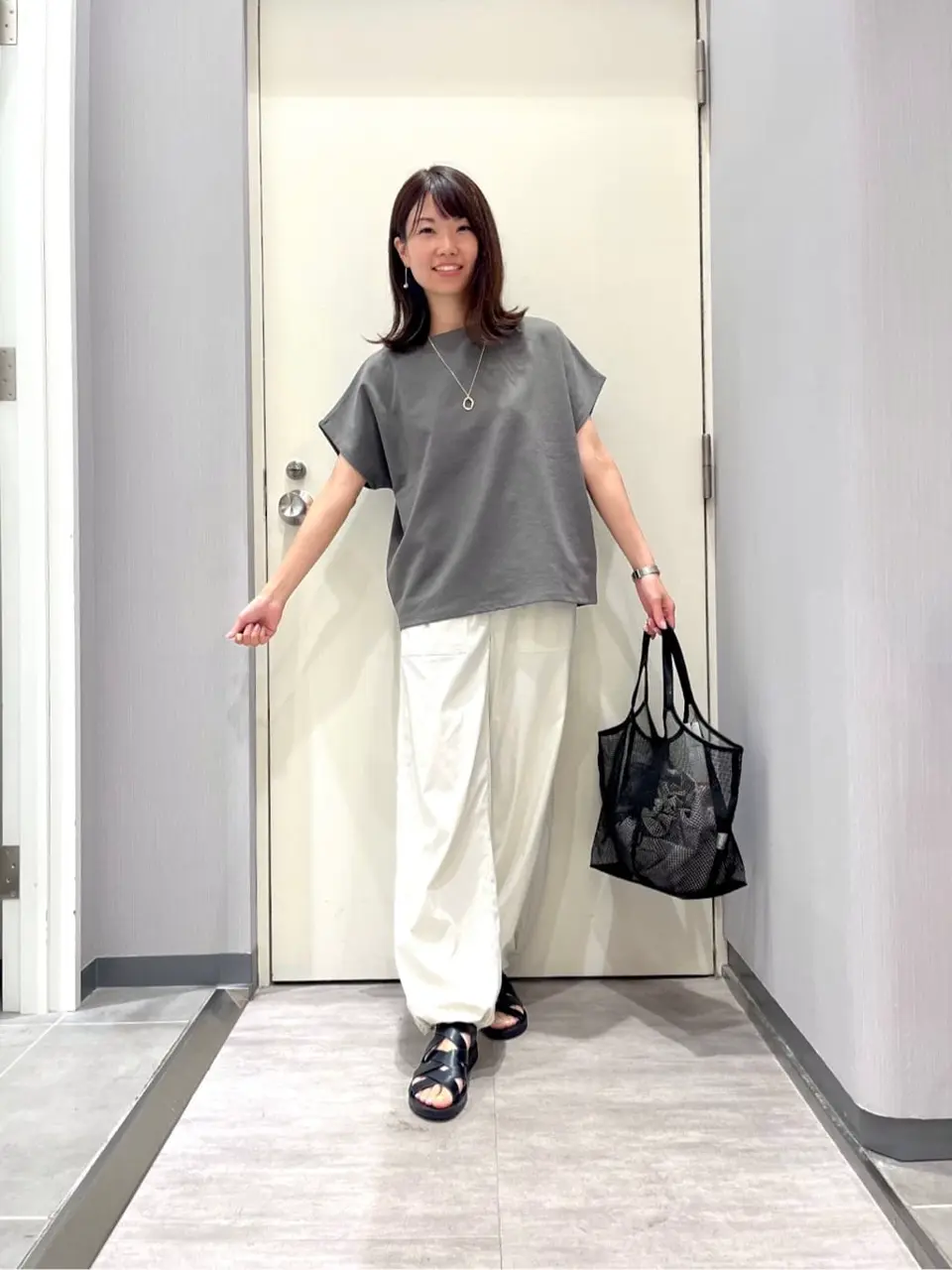 ANY 金井 コーディネート画像