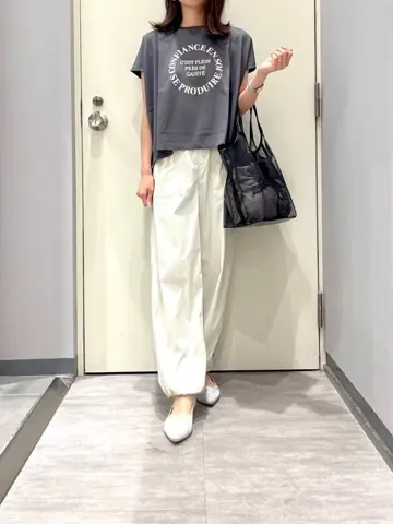 ANY 金井 コーディネート画像