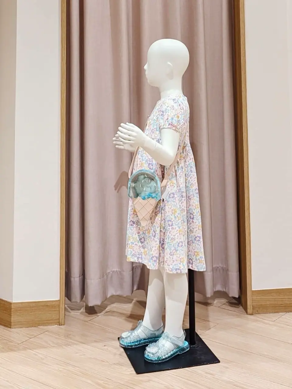 ANY 奥原 コーディネート画像