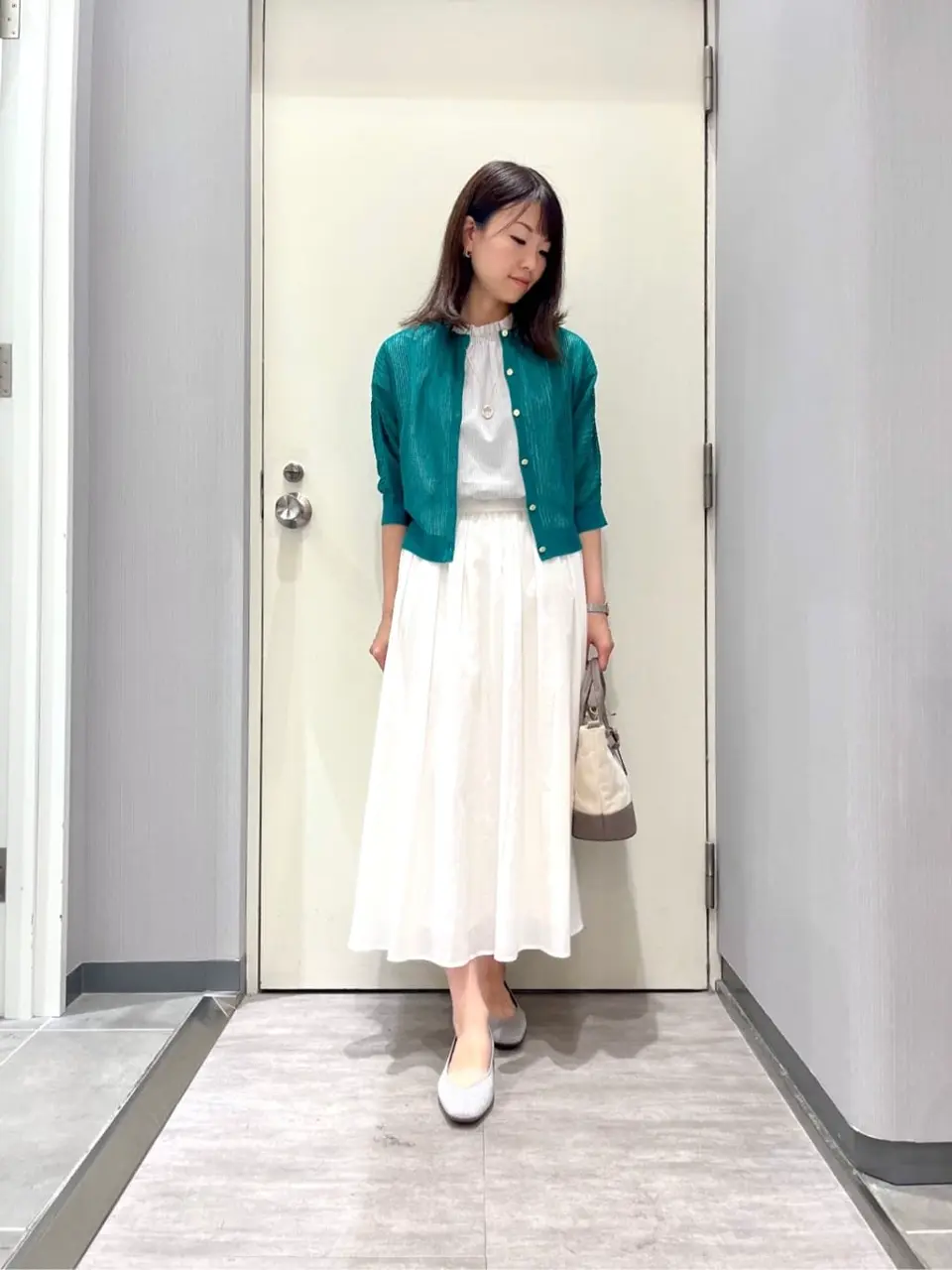 ANY 金井 コーディネート画像