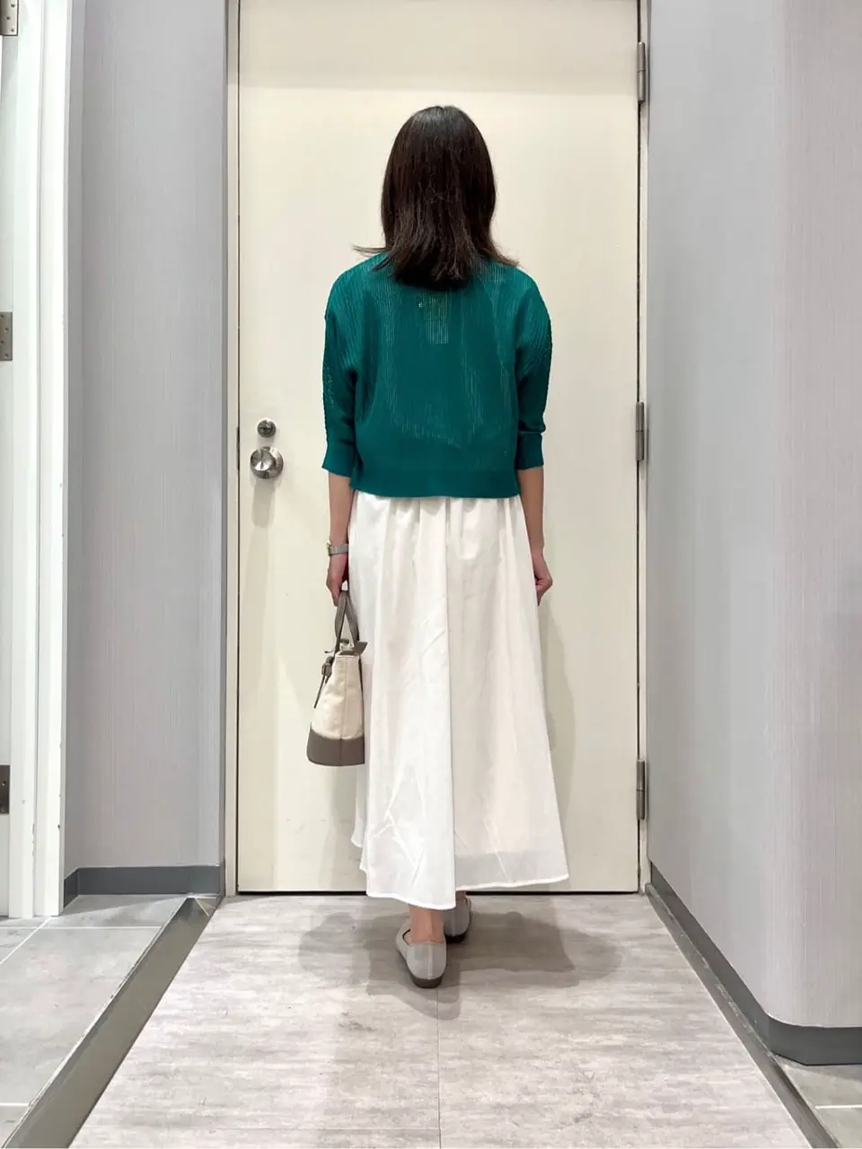 ANY 金井 コーディネート画像